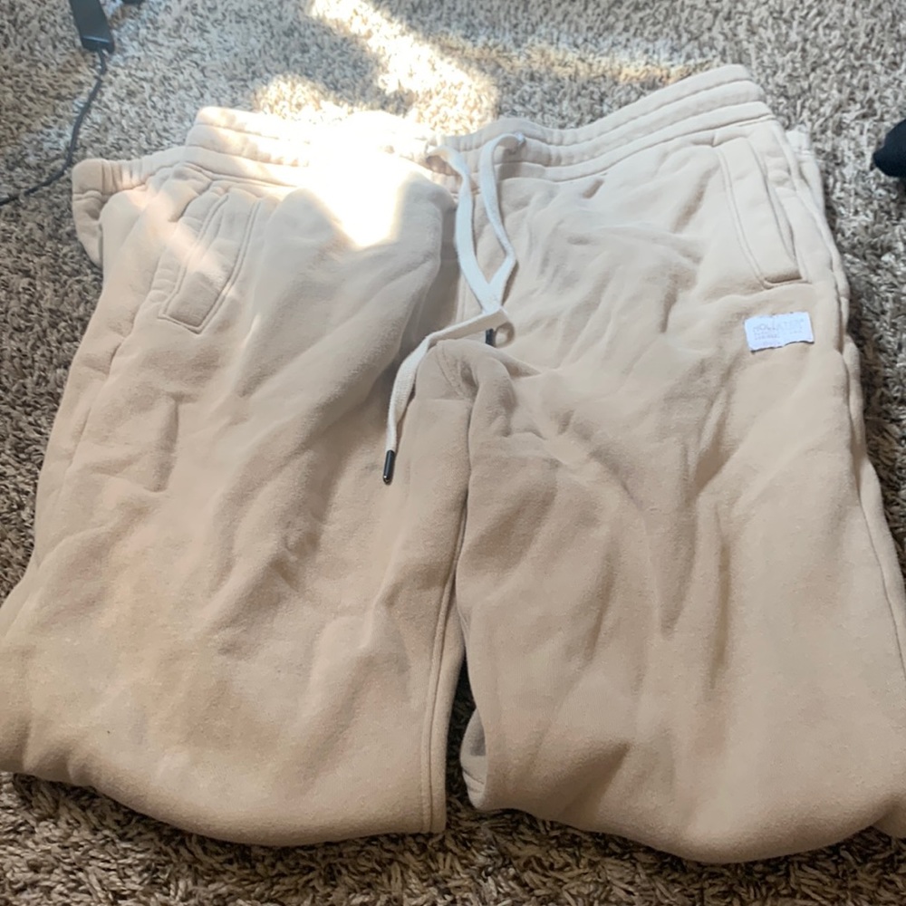 Medium brown sweat pants